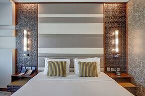 Metropolitan Hotel Dubai