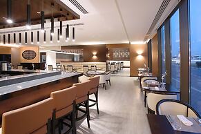 Metropolitan Hotel Dubai