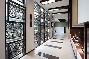 Metropolitan Hotel Dubai