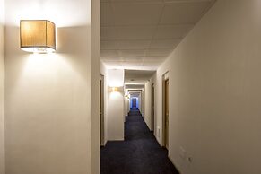 Leon Hôtel