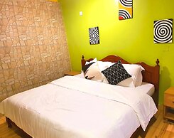Yambi Guesthouse