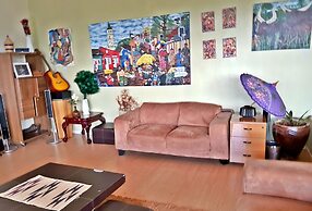 Yambi Guesthouse