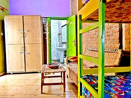 Yambi Guesthouse