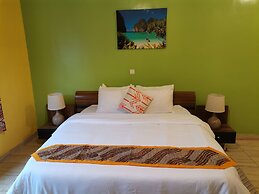 Yambi Guesthouse
