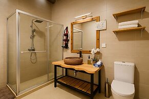 Yambi Guesthouse
