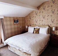 Raincliffe Hotel