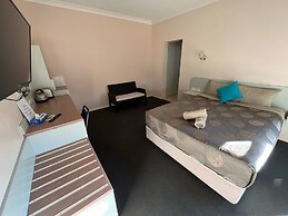 Copper City Motel
