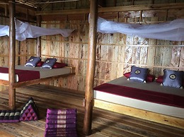 Robinson Bungalows