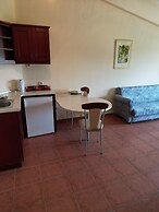 Lemas Suite Hotel