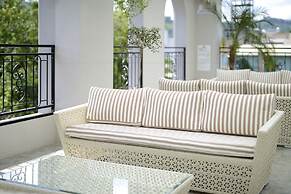 Caffir garden hotel