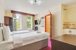 London Star Hotel