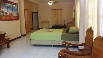 Santipran Place