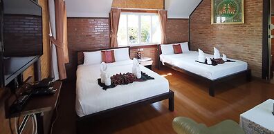 Banphu Montalang Resort