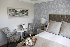 Nesbitt Arms Boutique Hotel
