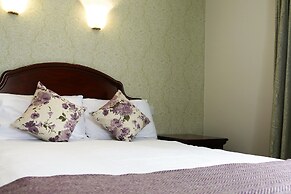Nesbitt Arms Boutique Hotel