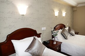 Nesbitt Arms Boutique Hotel