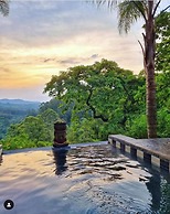 Timamoon Lodge