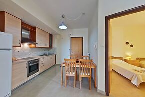 Matina's Residence