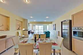 Matina's Residence