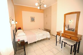 Bella Vista Apartments