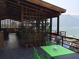 Hotel The Coast