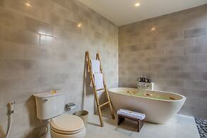Purana Boutique Resort
