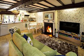 River Nene Cottages