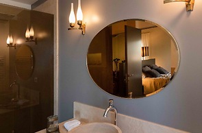 CasaVostra - Ambience Suites