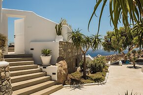 LYO Boutique Hotel