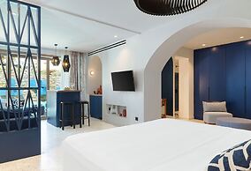 LYO Boutique Hotel