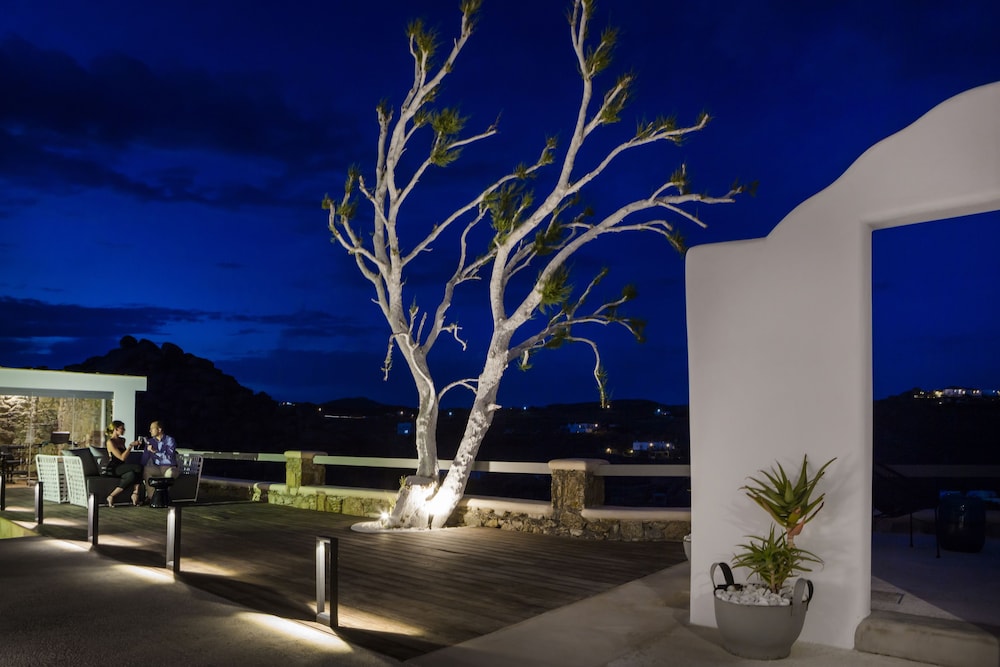 LYO Boutique Hotel