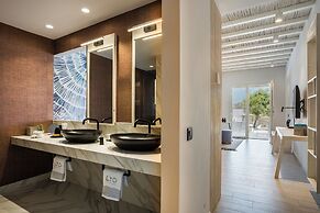 LYO Boutique Hotel