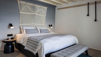 LYO Boutique Hotel