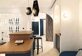 LYO Boutique Hotel