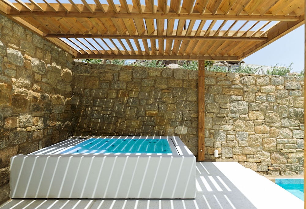 LYO Boutique Hotel