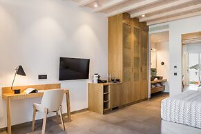 LYO Boutique Hotel