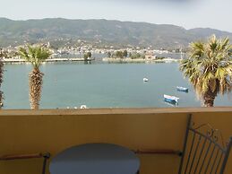 Theano Hotel