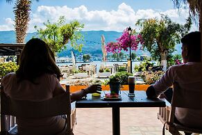 Theano Hotel