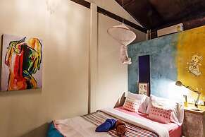 Artist Place Trat
