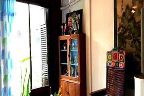 Artist Place Trat