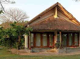 Giman Free Beach Resort