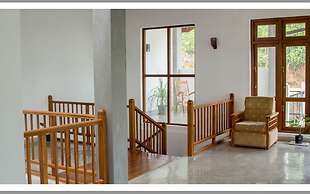 Hanthana House
