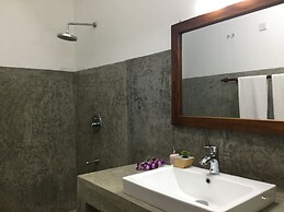 Hanthana House