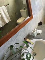 Hanthana House