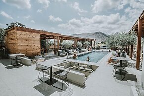 Ikaros Suites