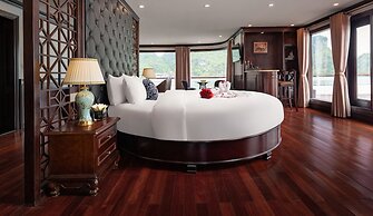 Rosa Cruise Halong