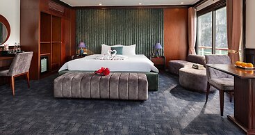 Rosa Cruise Halong