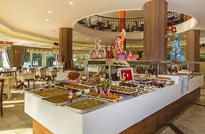 Club Dizalya Hotel