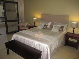 Casa Flora Guesthouse