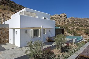 Far Out Hotel & Spa